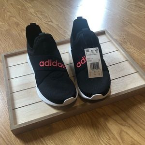 ADIDAS PUREMOTIOION 👟🏃🏻‍♀️🏃🏾‍♀️🏃🏿‍♀️🏃‍♀️🏃🏽‍♀️ADAPT SIZE 8 SNEAKERS⚡️